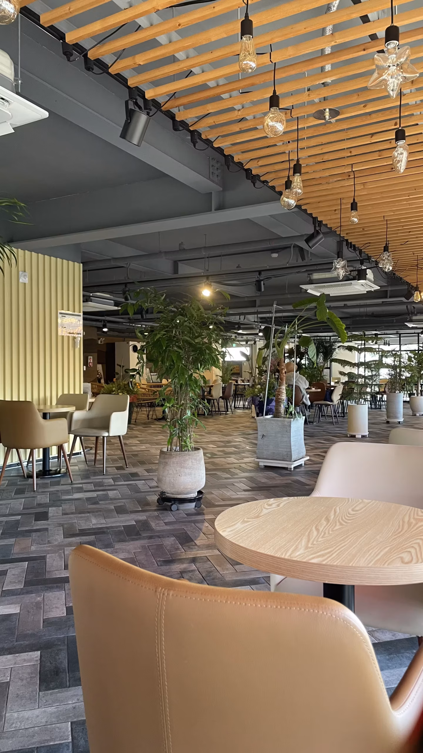 빵선생 07 내부2층1 scaled