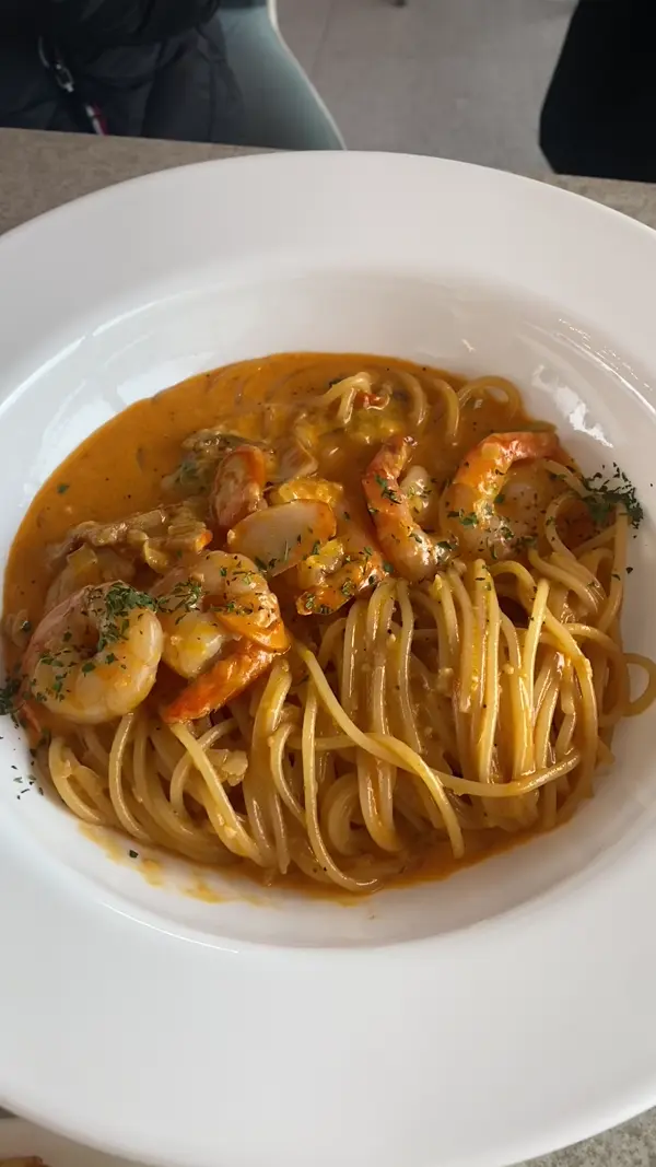 월페이퍼 37 새우 로제 스파게티2